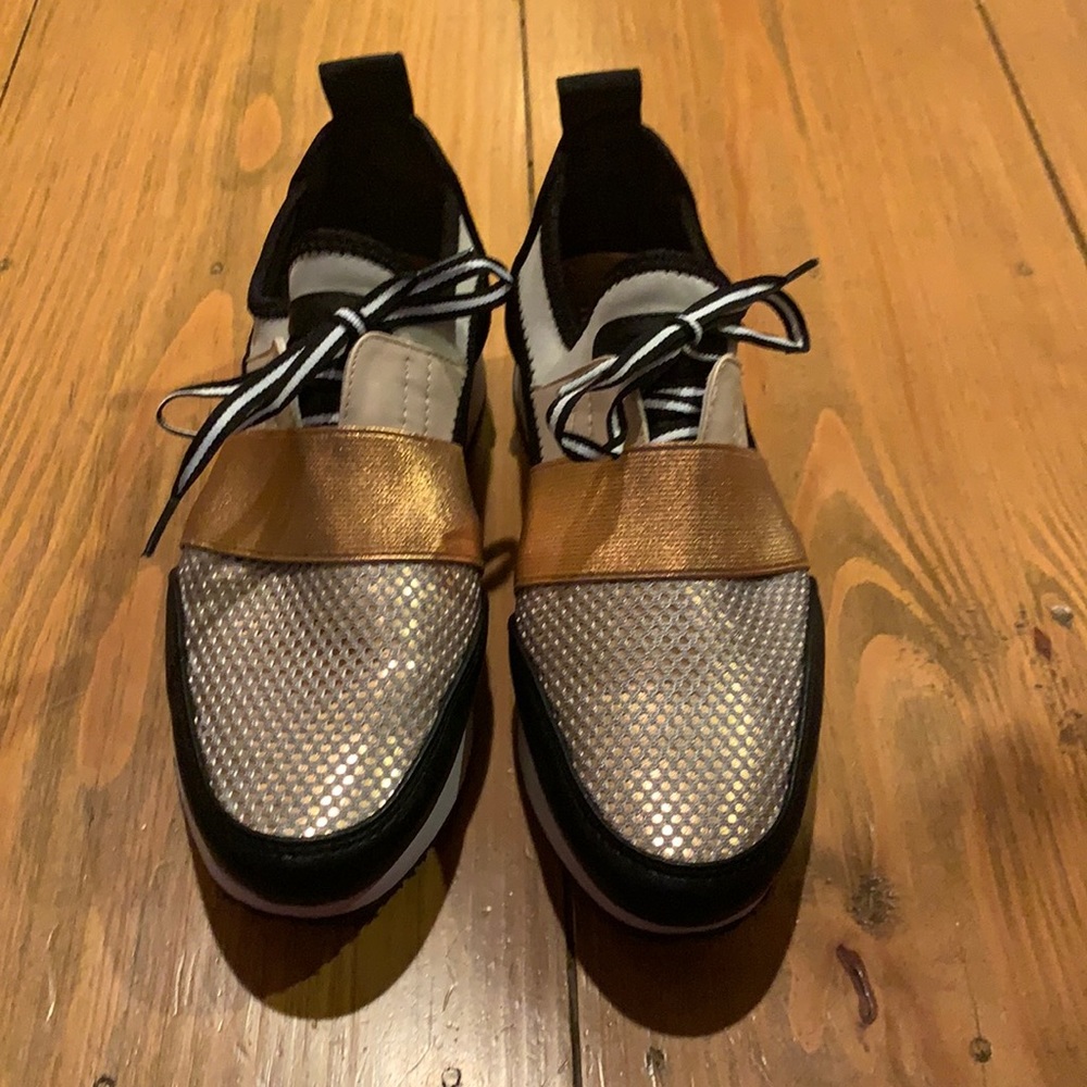 Steve Madden Sneakers